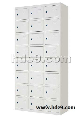 点击查看商品:二十四门更衣柜