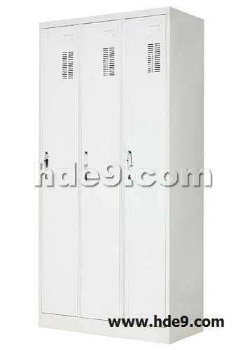 点击查看商品:三门更衣柜