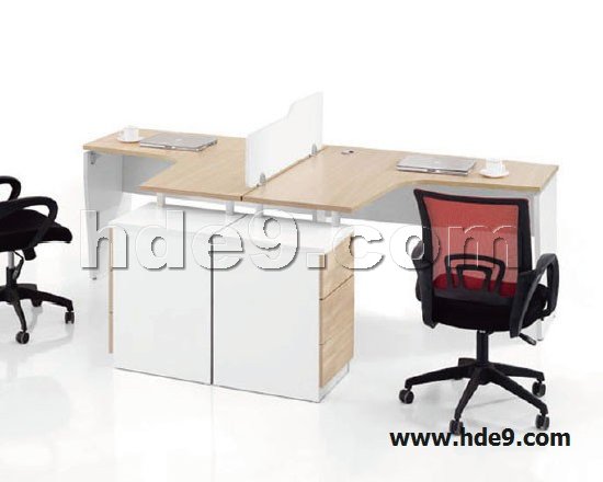 点击查看商品:屏风工位